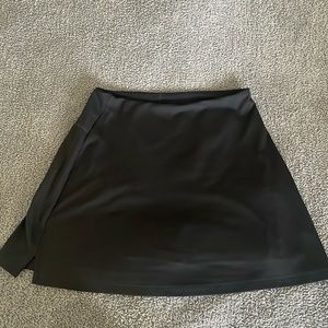 Girlfriend Collective - Skort in Black